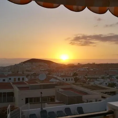 Blue Yellow Paradise, Ocean View