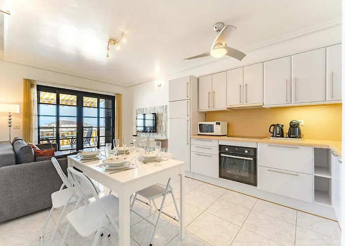 Blue Yellow Paradise, Ocean View לוס כריסטיאנוס