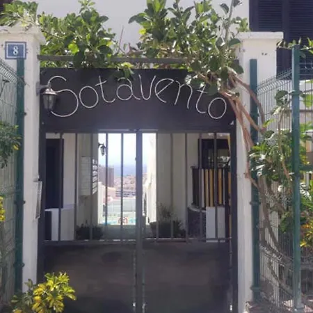 Blue Yellow Paradise, Ocean View 로스크리스티아노스