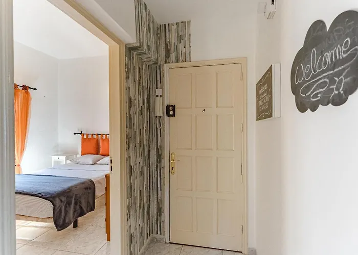 Blue Yellow Paradise, Ocean View 아파트